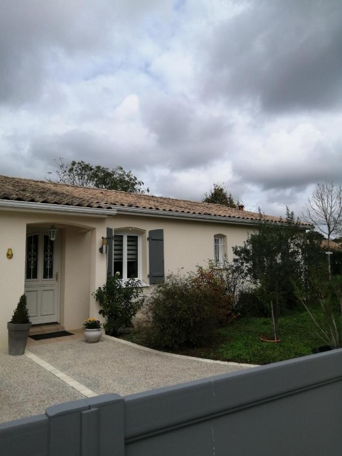 La Conviviale Appartement Saintes Buitenkant foto